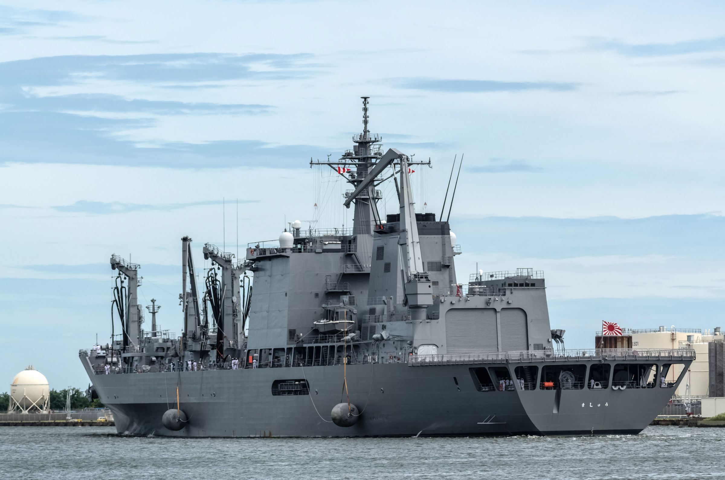 補給艦の出港 | GANREF