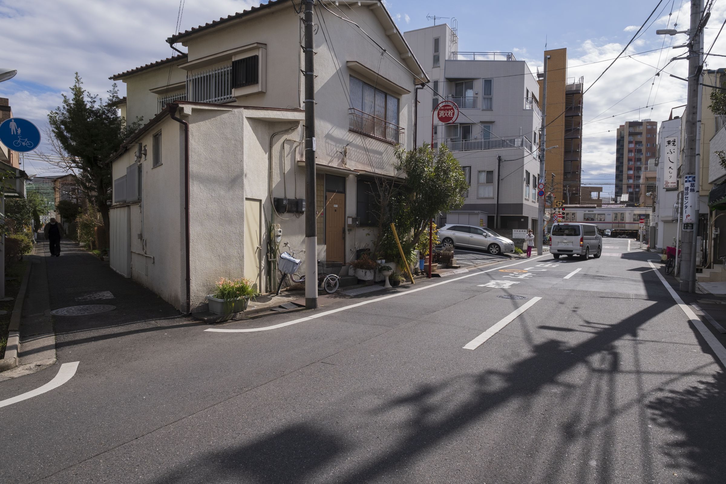 Tokyo.葛飾区立石 四ツ木7号踏切 | GANREF Tokyo.葛飾区立石 四ツ木7号踏切 | GANREF