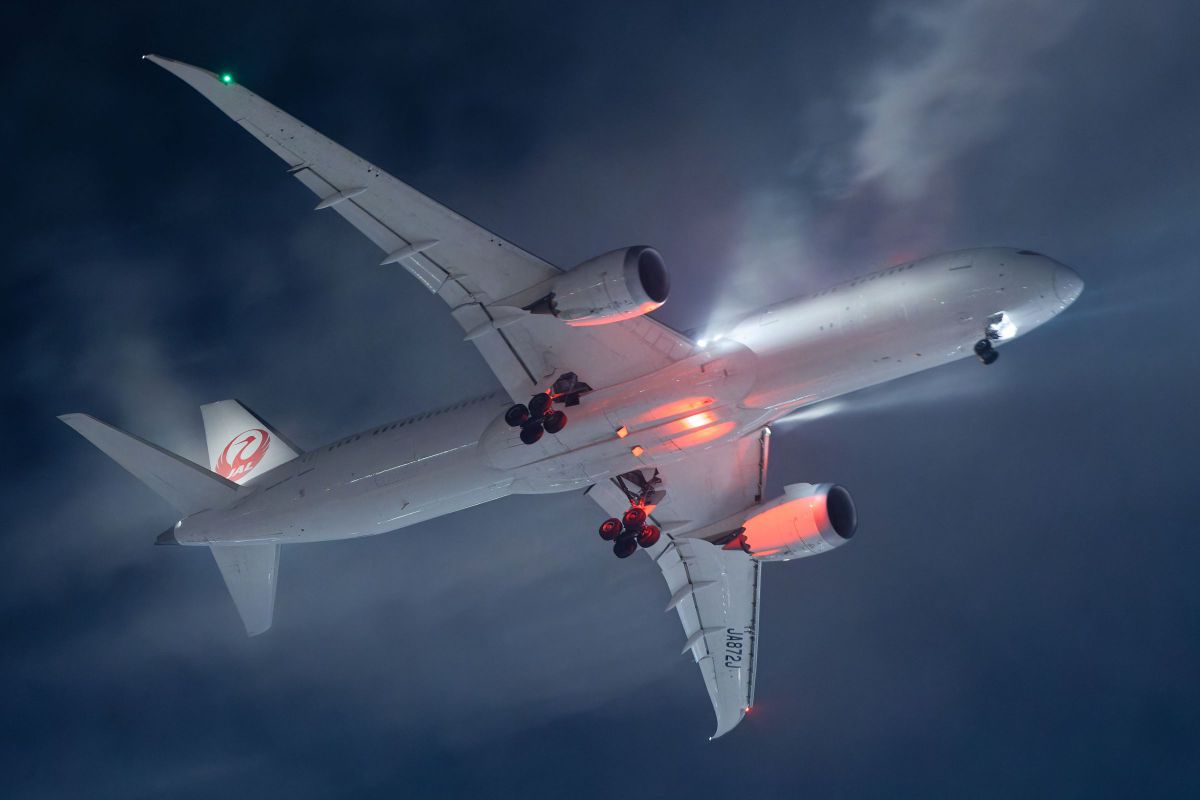 Through the Air | GANREF