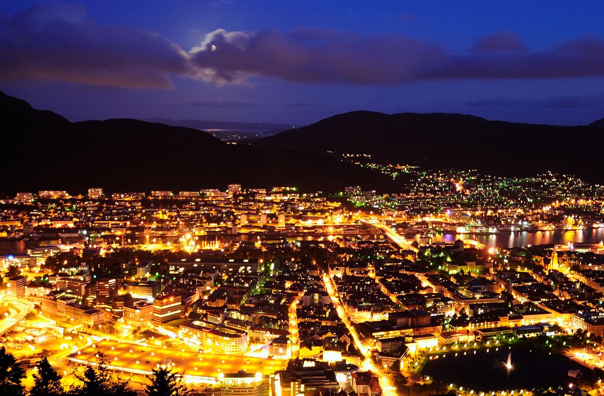 北欧の夜景 街並み 建物 夜景 Ganref