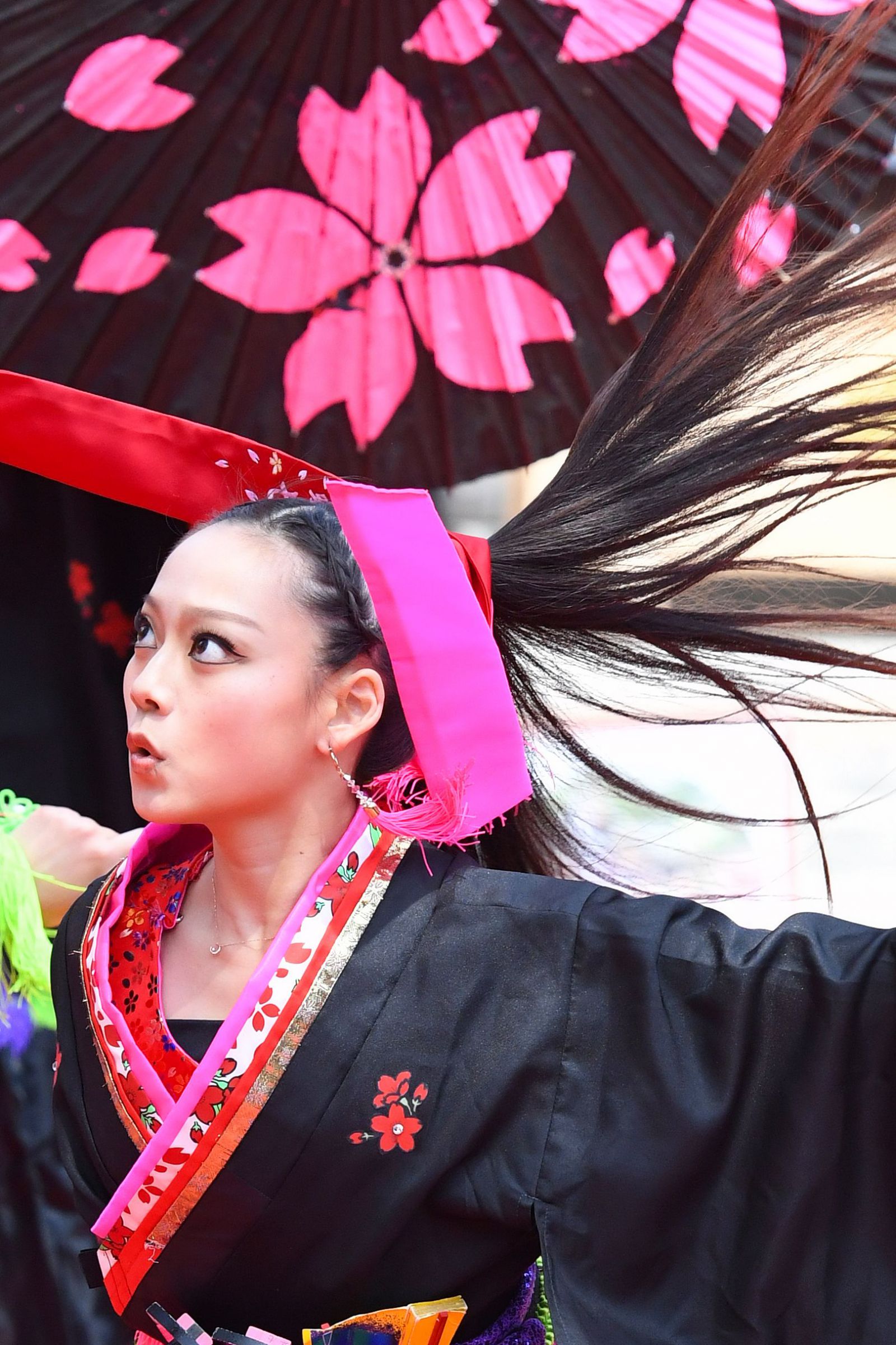 口笛を吹く女 | GANREF