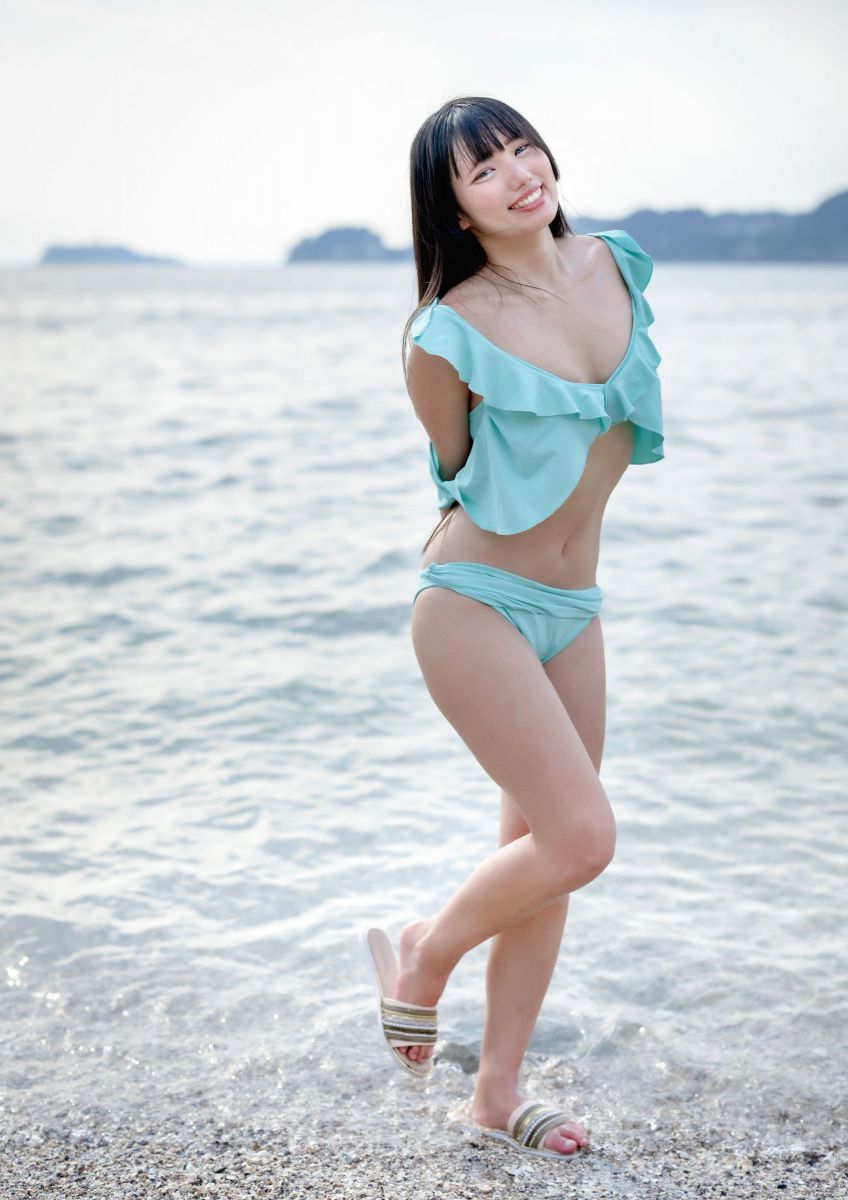 長い髪の少女 3 GANREF