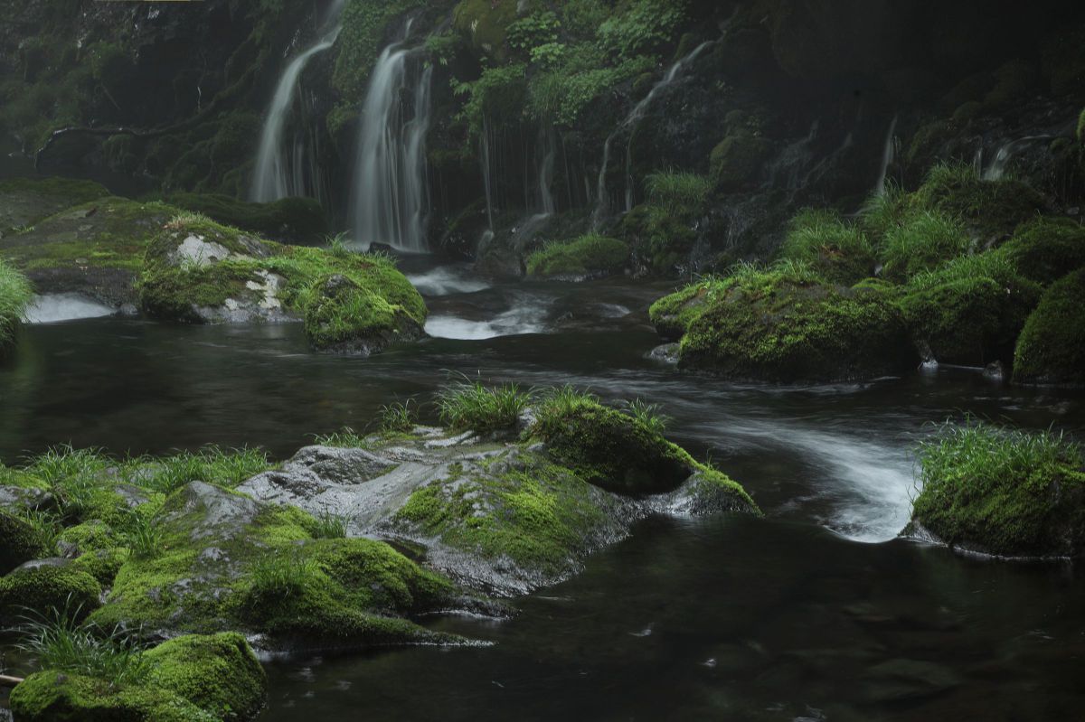 ー 元滝伏す湧水 ー Ⅱ | GANREF
