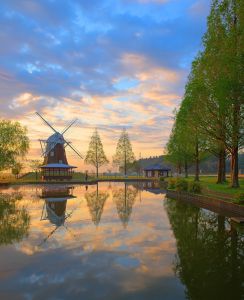 風車のある風景 | GANREF