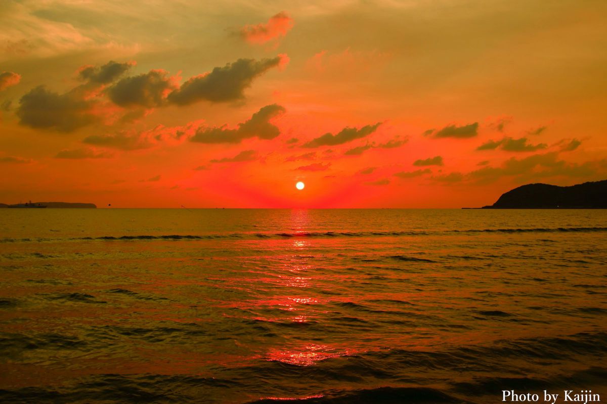 穏やかな夕景の海 3 | GANREF