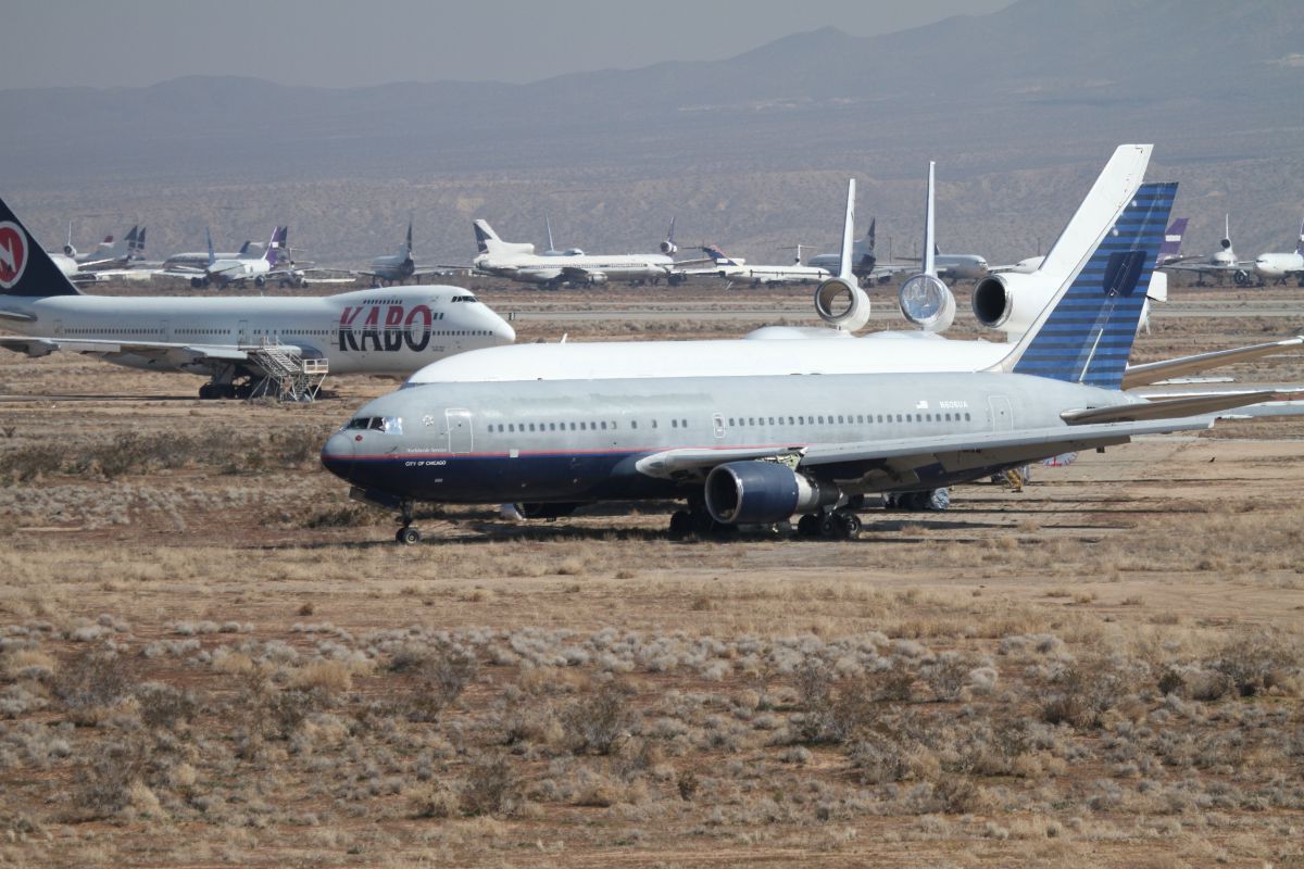 飛行機墓場 乗り物 交通 航空機 空港 Ganref