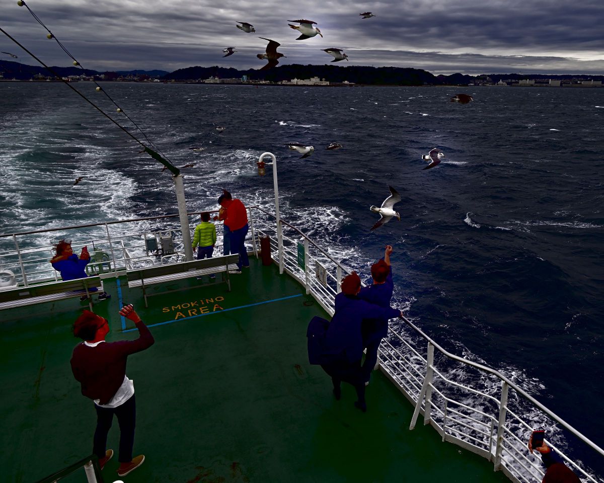 フェリーにて GANREF