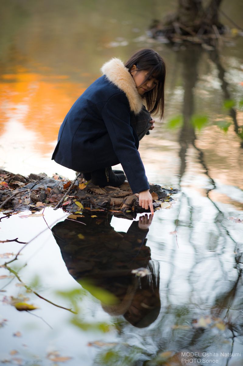 秋と少女 人物 女性 Ganref
