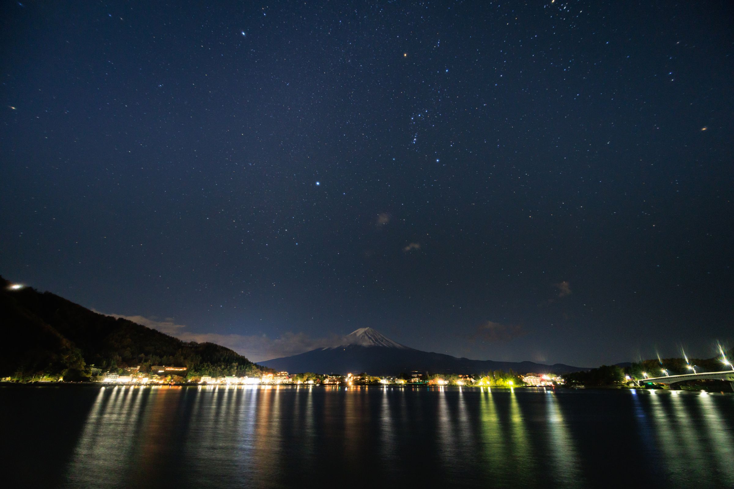 河口湖 富士山と星空 | GANREF