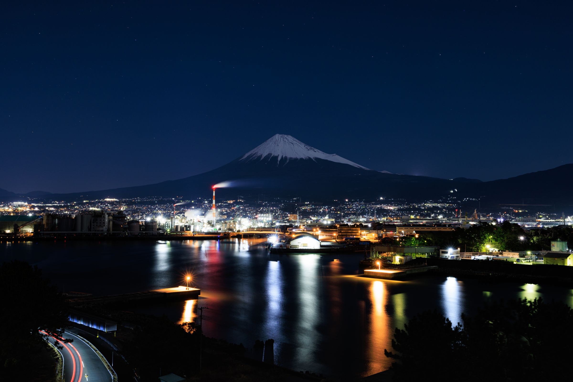 工場夜景と富士山 その1 | GANREF