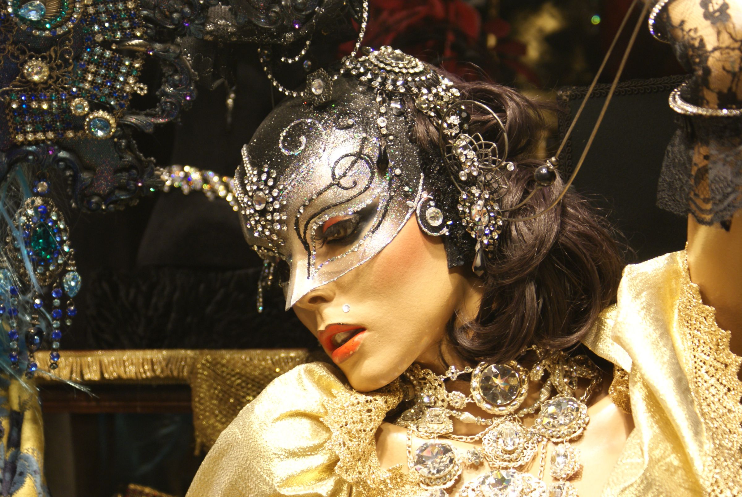 ヴェネチアマスカレード ベネチアの仮面舞踏会(マスカレード)を見て来た in イタリア｜Wakutra