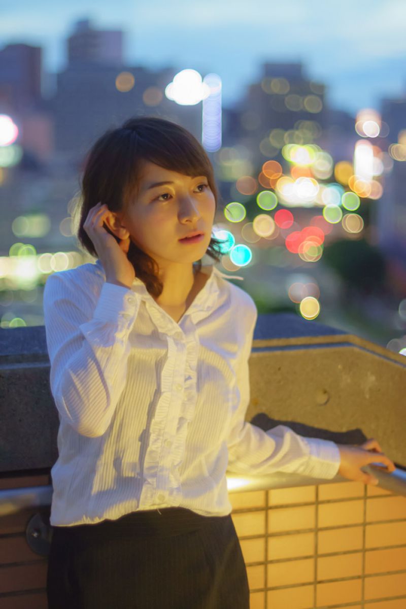 仕事帰りに 人物 女性 Ganref