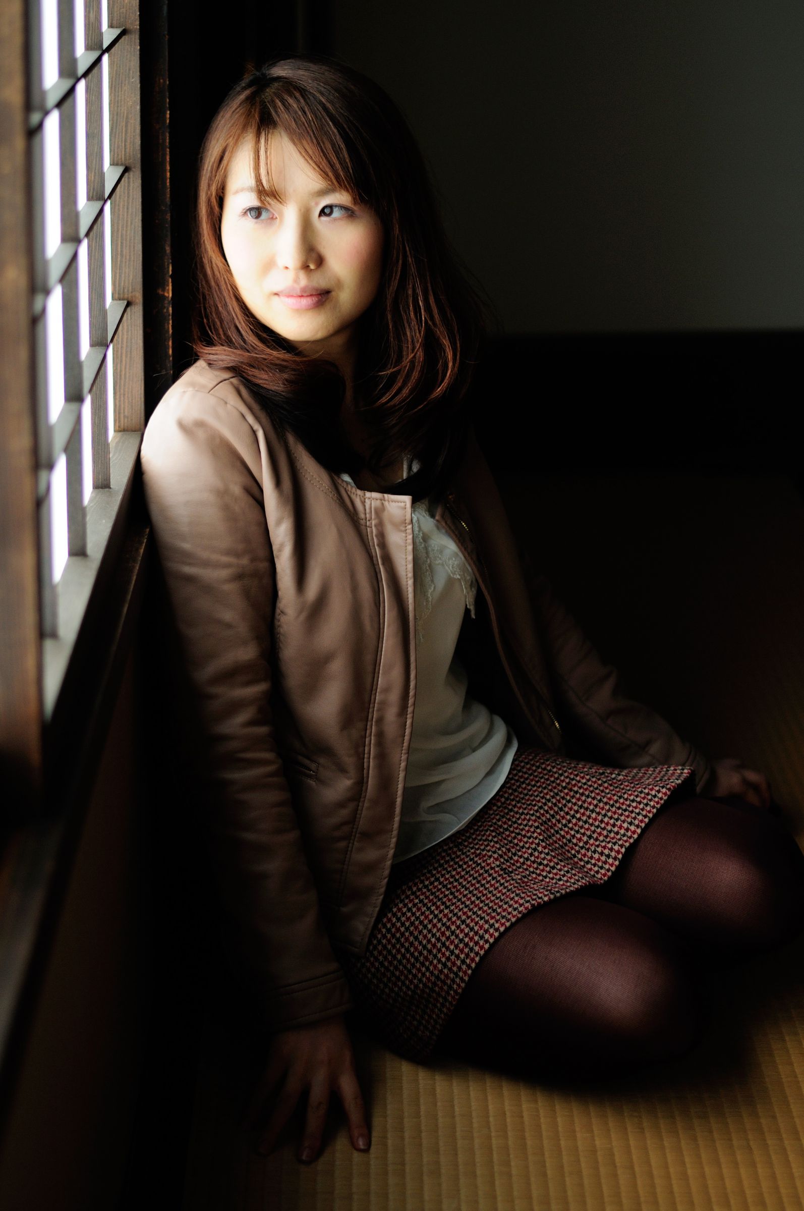 素人 パンティ 和室にて | GANREF