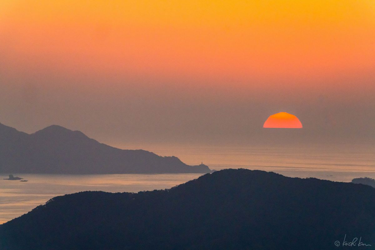 Sunset | GANREF