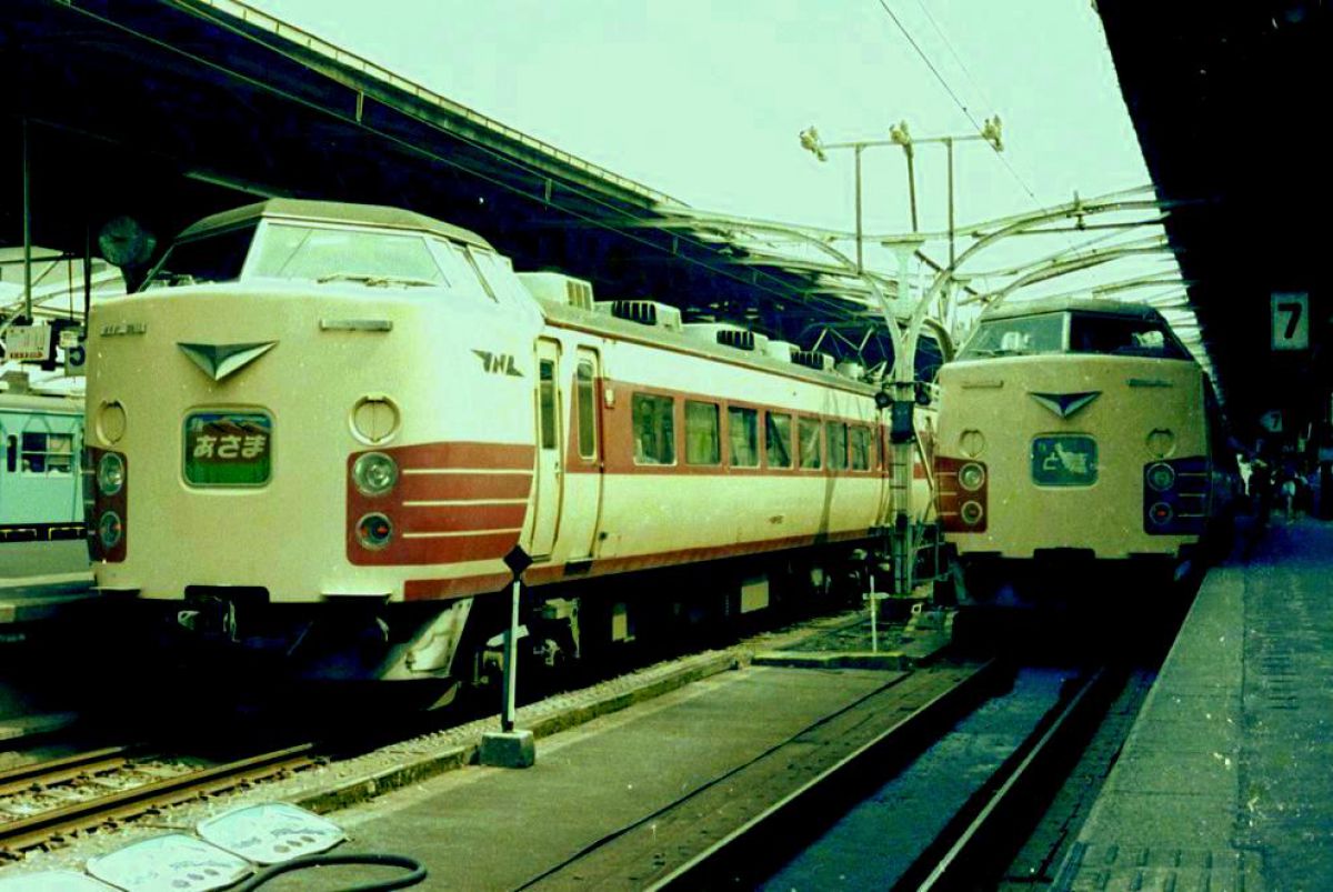 昔ｌ特急 今新幹線 乗り物 交通 鉄道 駅 Ganref