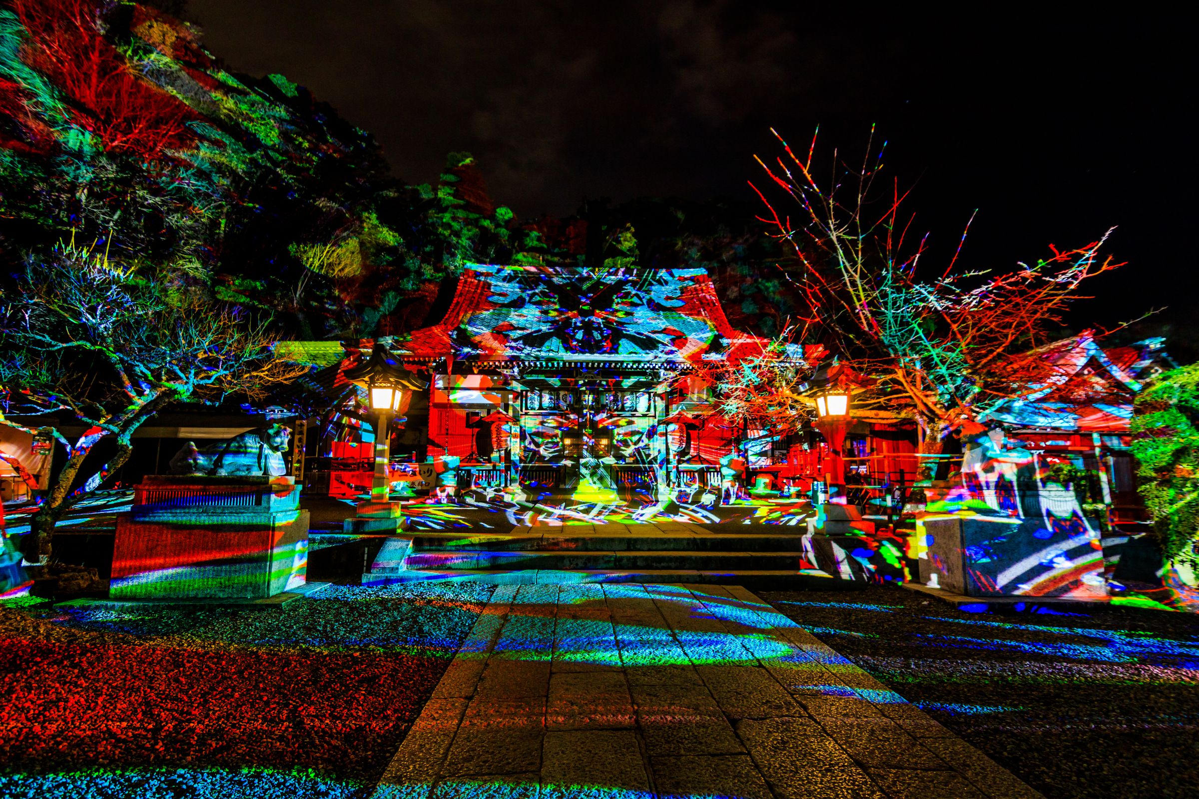 光のデジタル掛け軸 | GANREF