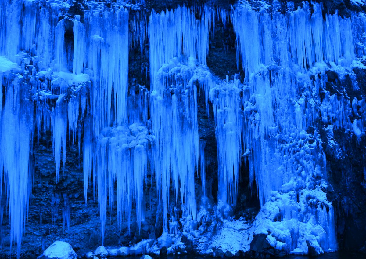 氷の髭 自然 風景 水辺 Ganref