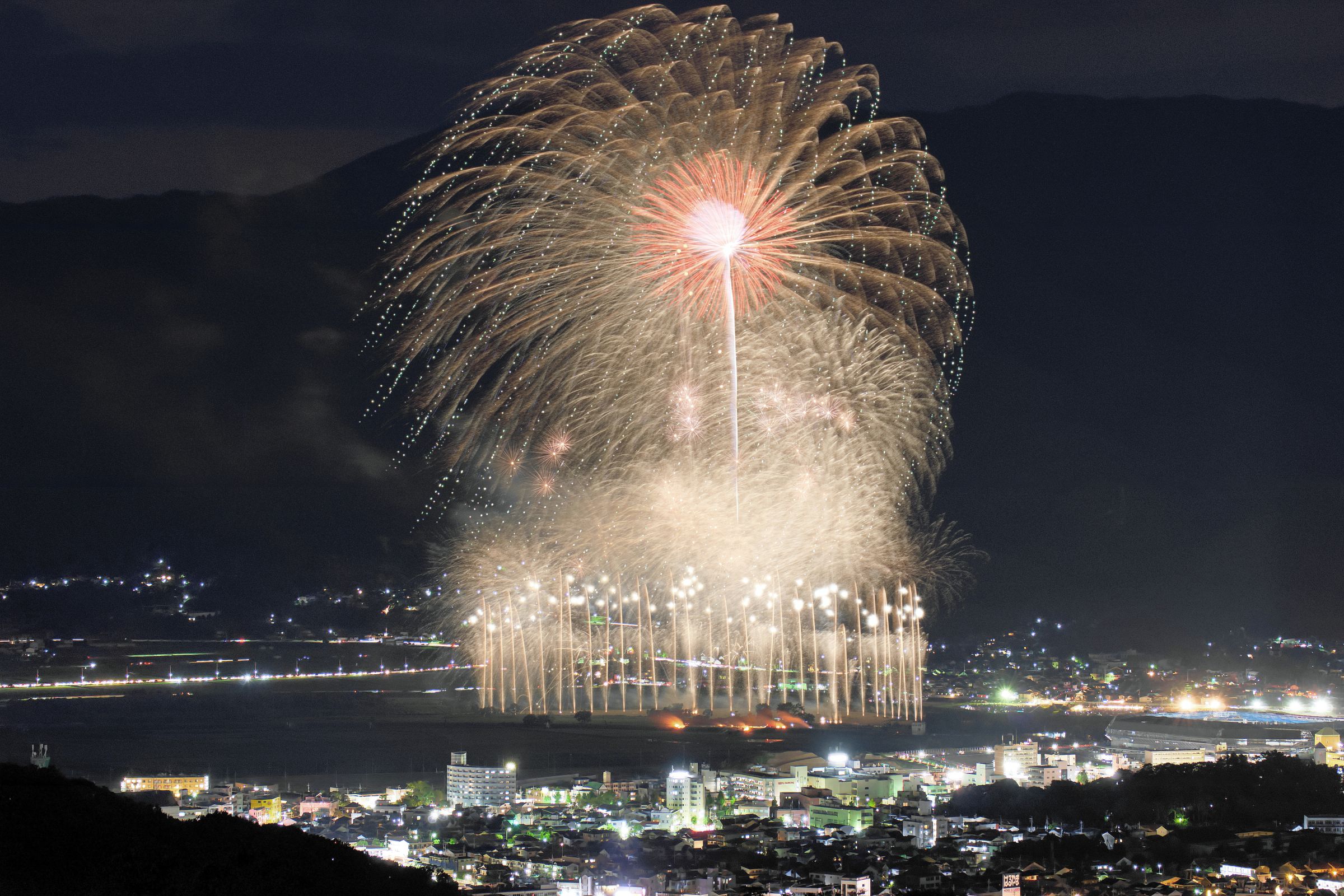 第73回亀岡平和祭保津川市民花火大会 プレミアム席✕2枚 第73回亀岡平和祭保津川市民花火大会 プレミアム席✕2枚