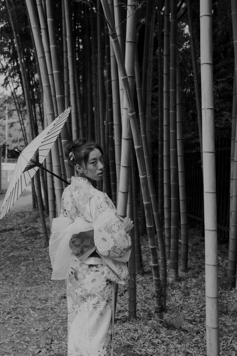 後ろ を 振り返る 後ろを振り返るな Documents Openideo Com