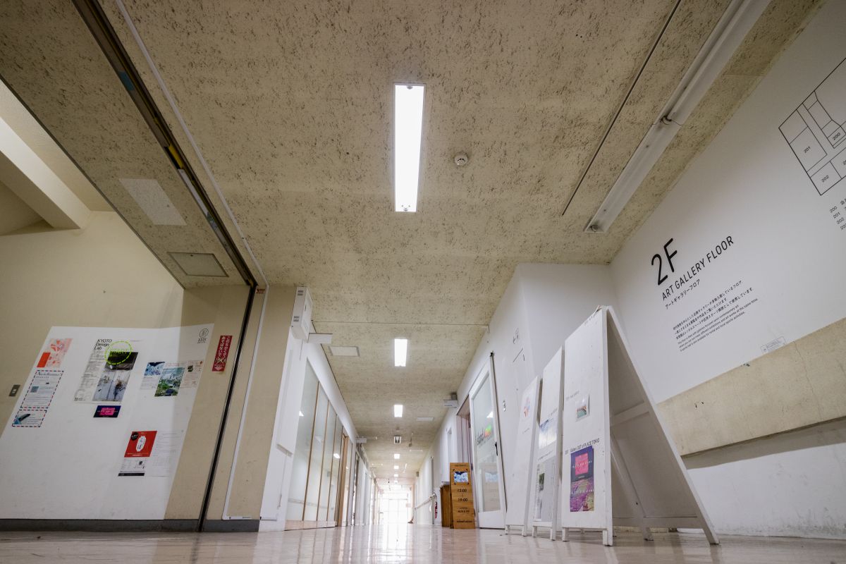 学校の廊下 街並み 建物 ビル タワー Ganref