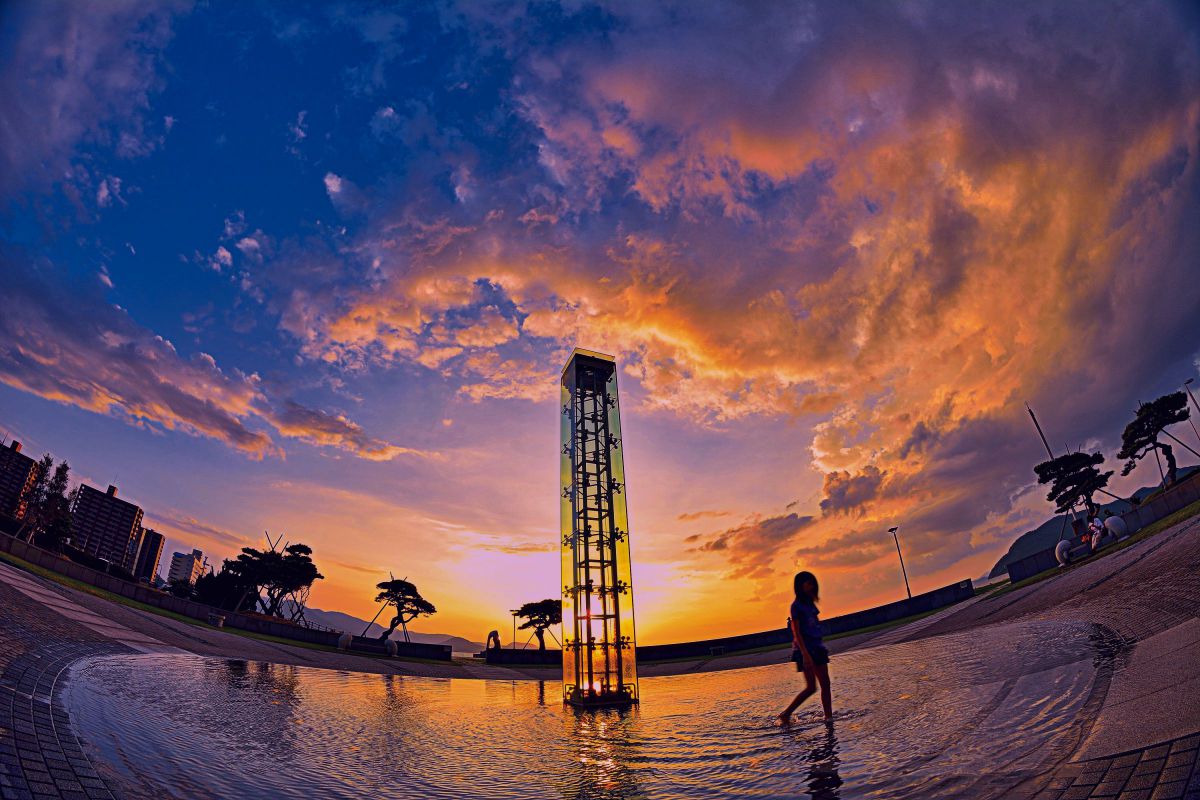 Sunset | GANREF