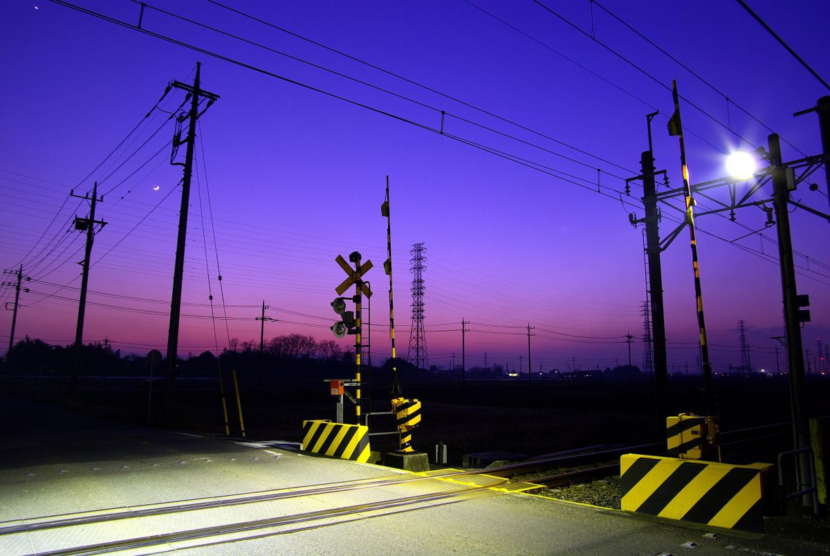 踏切 乗り物 交通 鉄道 駅 Ganref