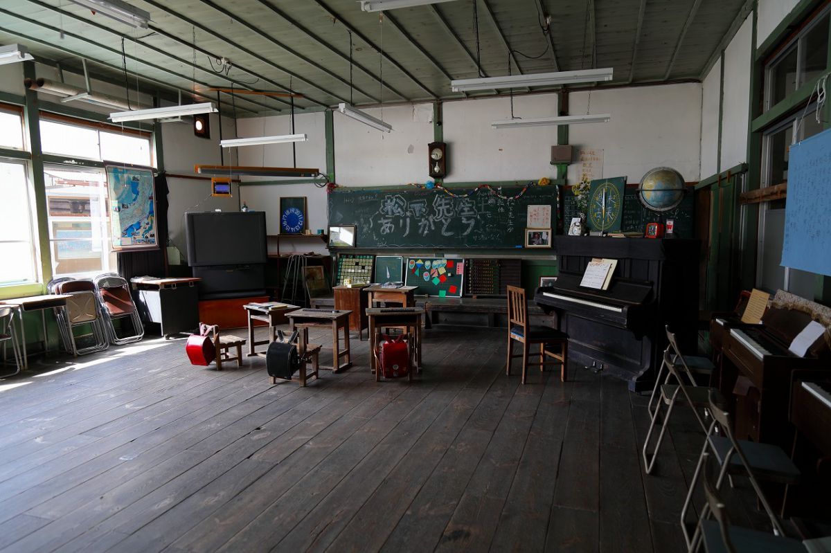 廃校の春 街並み 建物 遺跡 史跡 Ganref