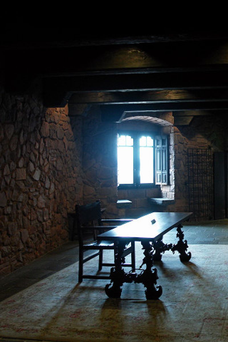 窓光 街並み 建物 城 宮殿 Ganref