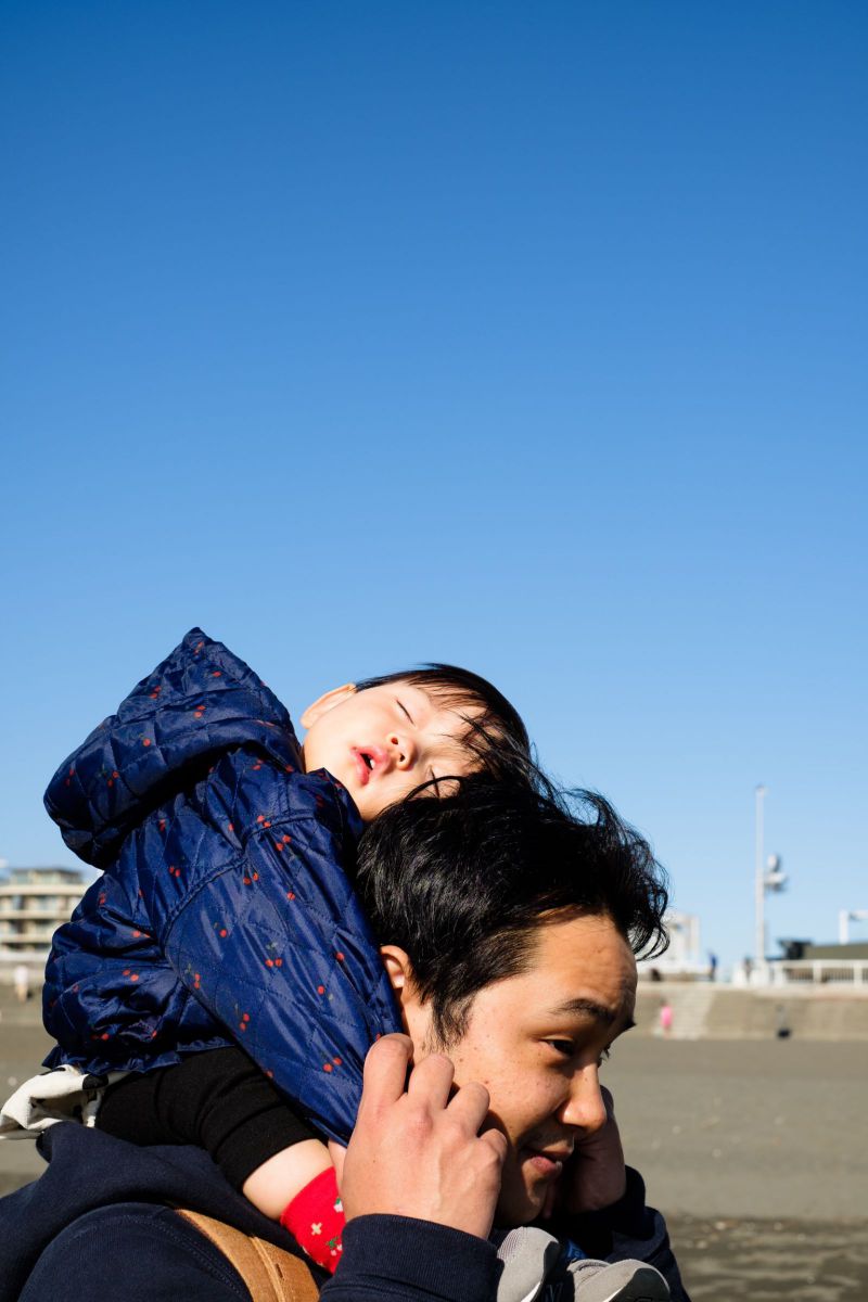 肩車で寝落ち 人物 子供 Ganref