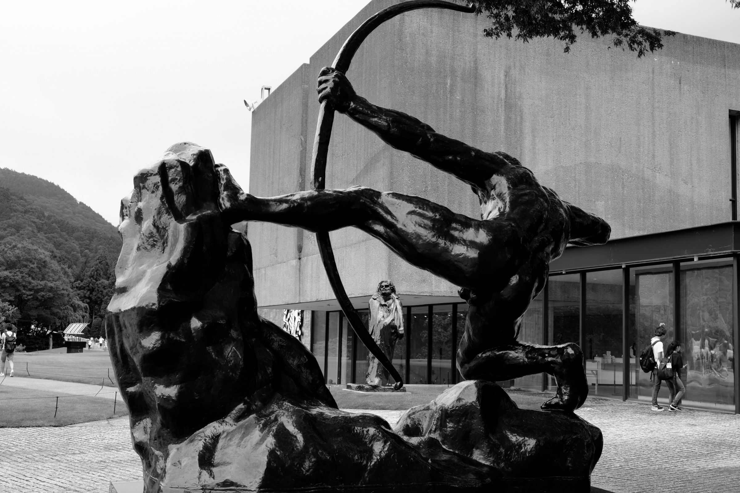 弓を引くヘラクレス」 | GANREF