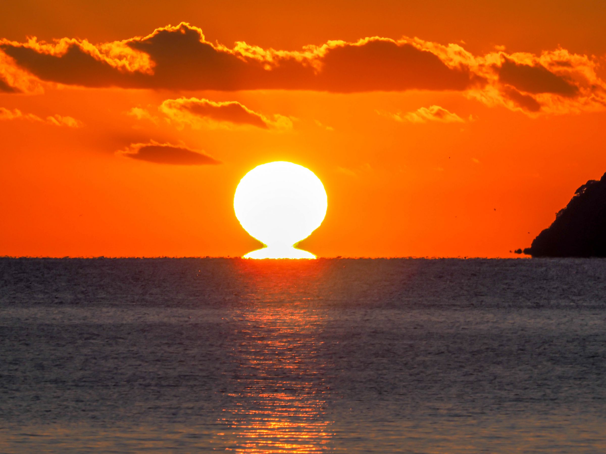 夕陽様確認用 笠戸島より・・・沈む夕日 | GANREF