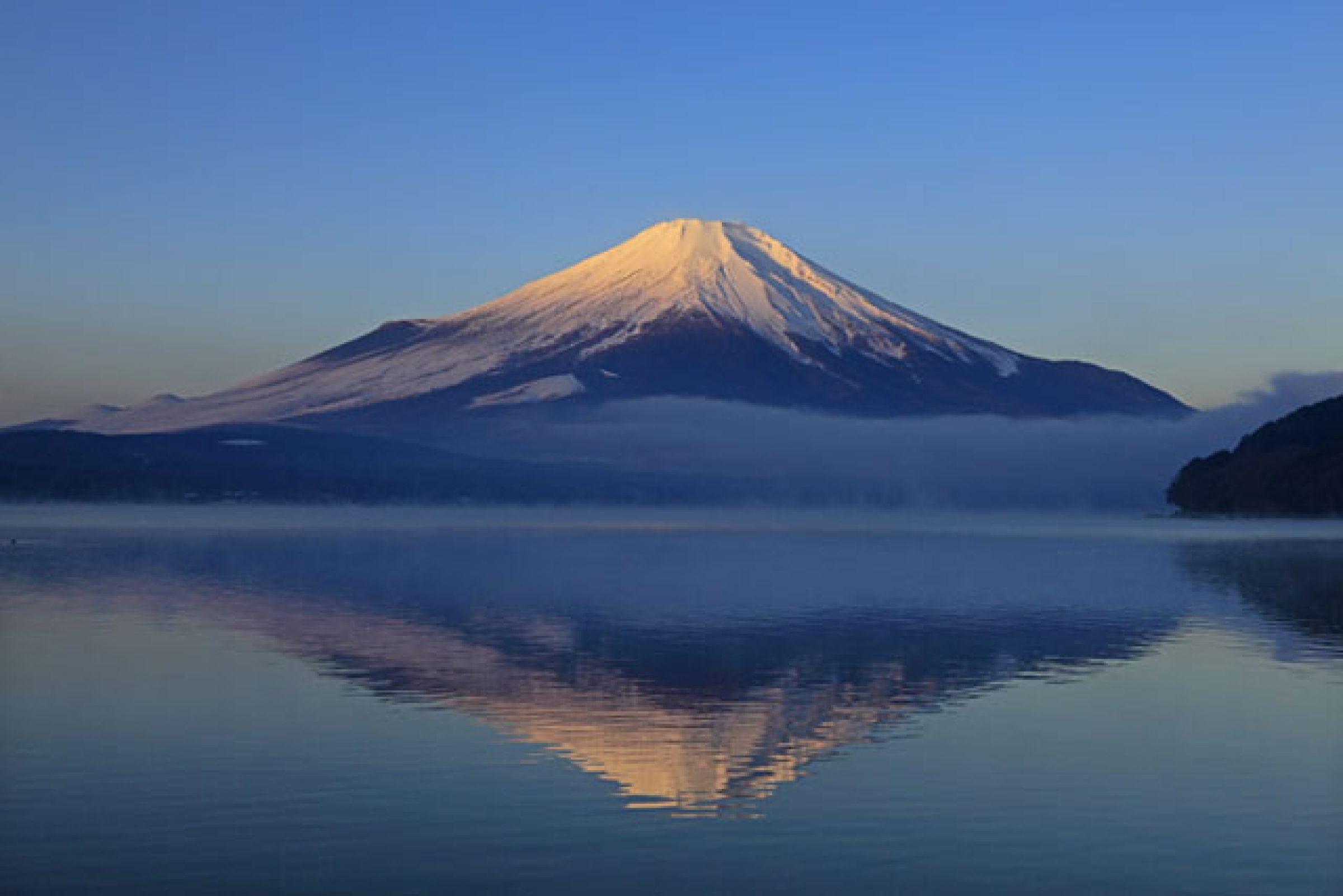 朝焼けの富士山 | GANREF