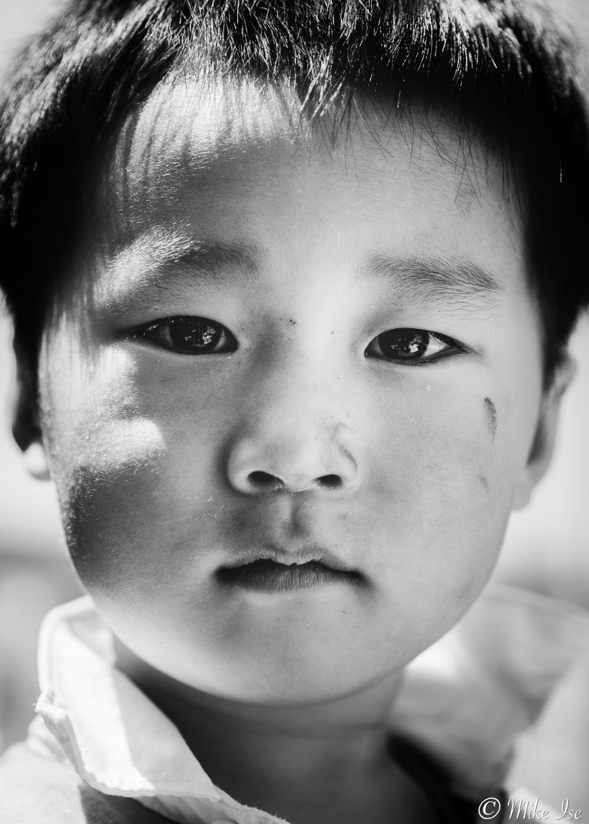 畑仕事少年の顔 人物 子供 Ganref