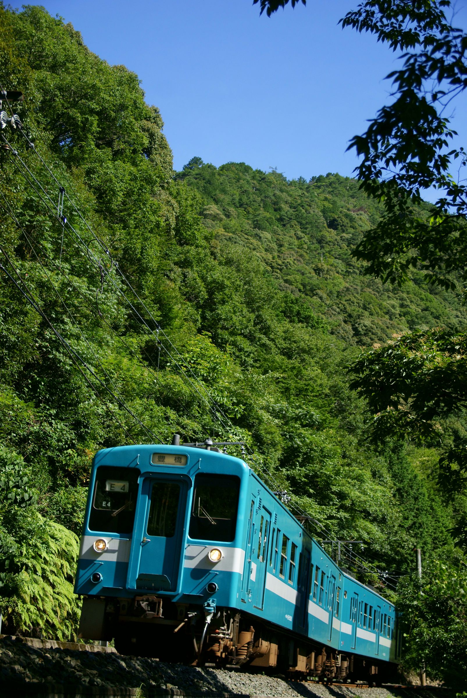 空色の電車 | GANREF