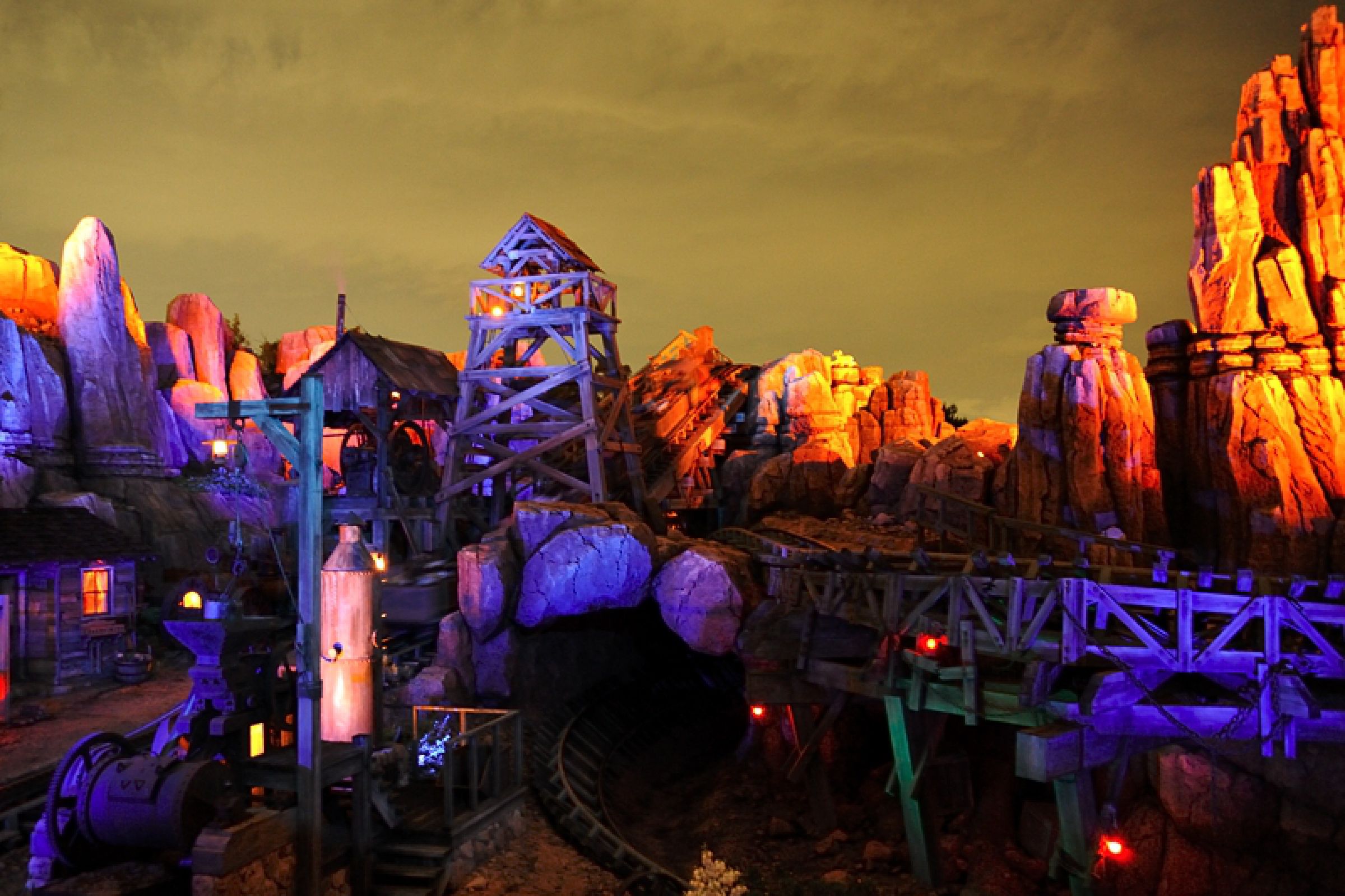 ビックサンダーマウンテン | GANREF