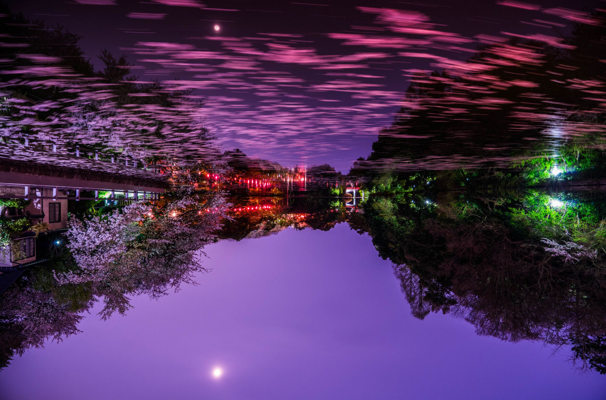 怪奇現象 「流れる桜雲」 | GANREF