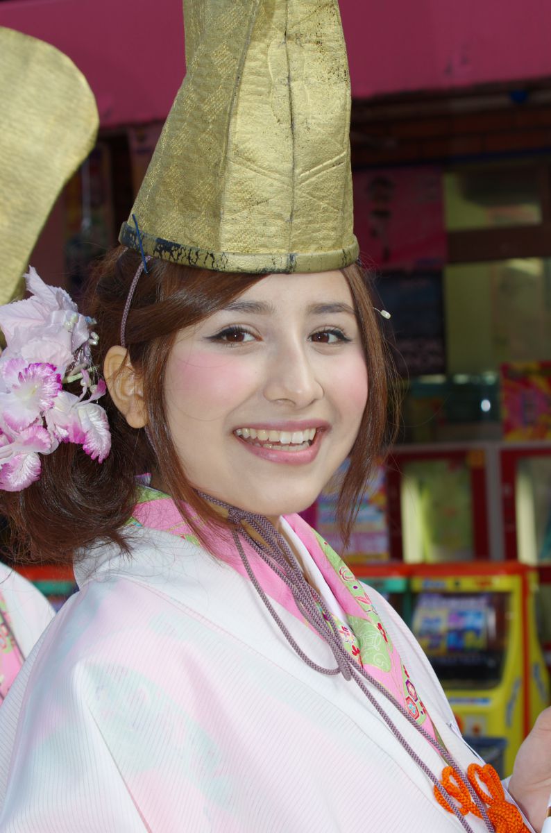 えびす顔 人物 女性 Ganref