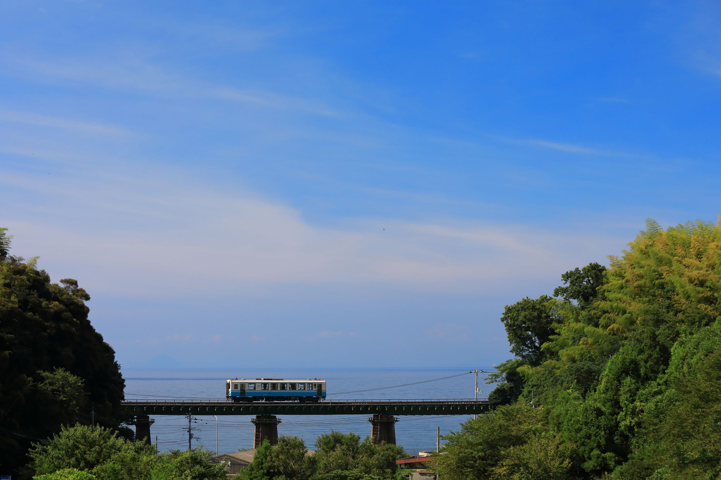 夏の串鉄橋 | GANREF