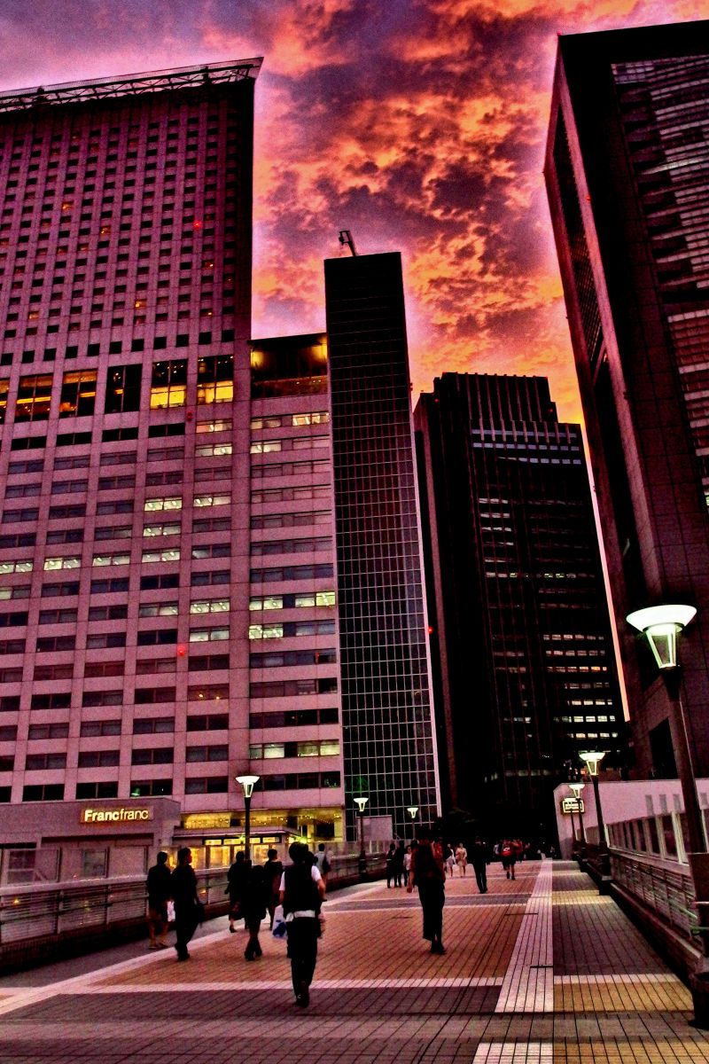都会の夕焼け 自然 風景 空 雲 Ganref