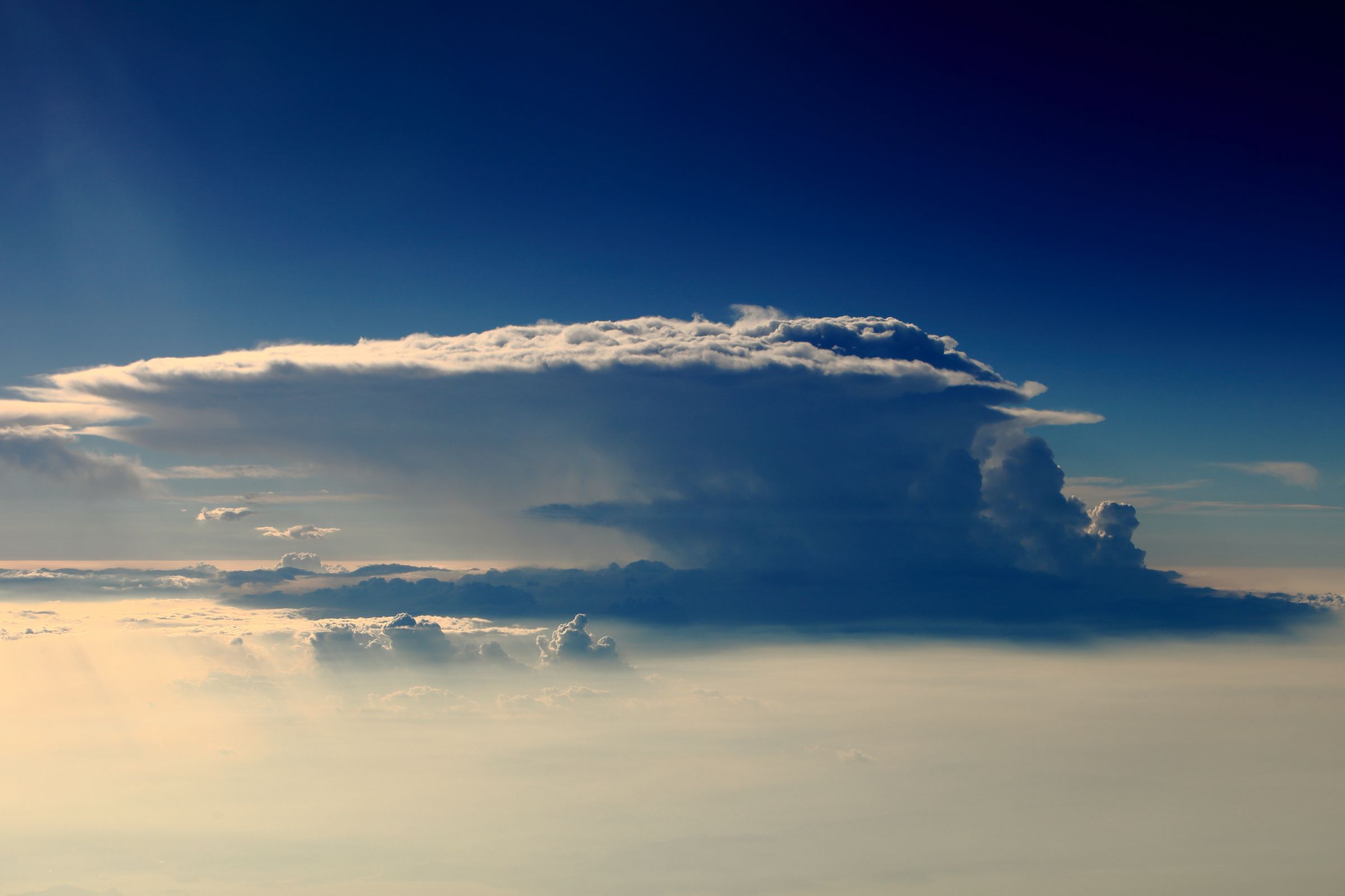 雲の上の雲 | GANREF