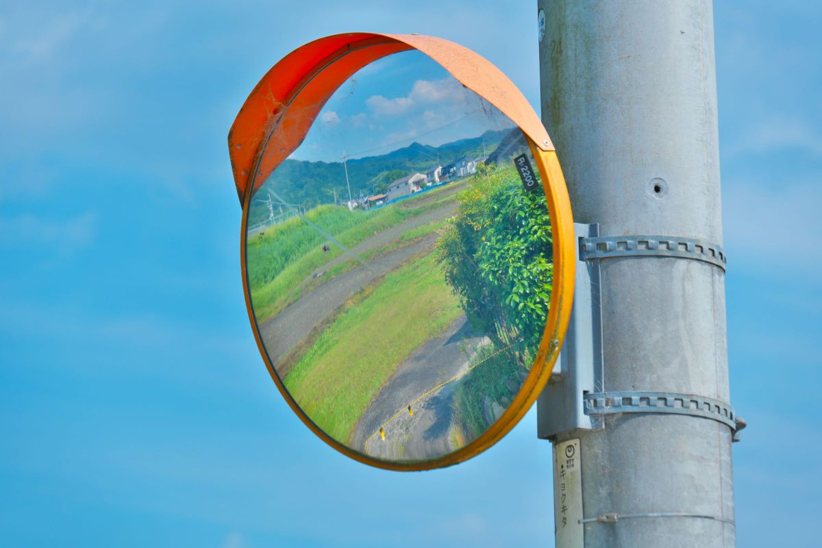 風景の眼 MDAwMDA2MDU0Ng_MC43MTIzOTIwMCA