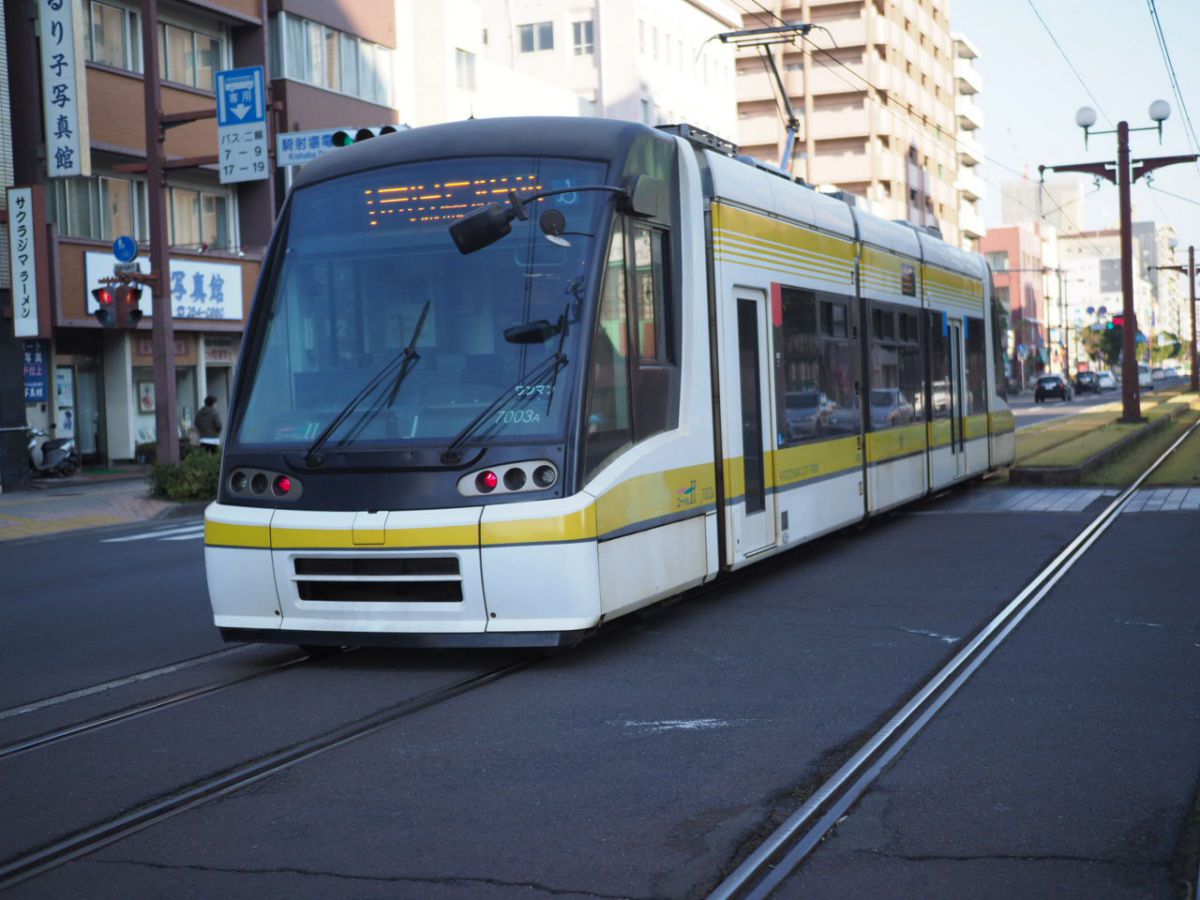 2017 鹿児島市交通局 7000形 GANREF
