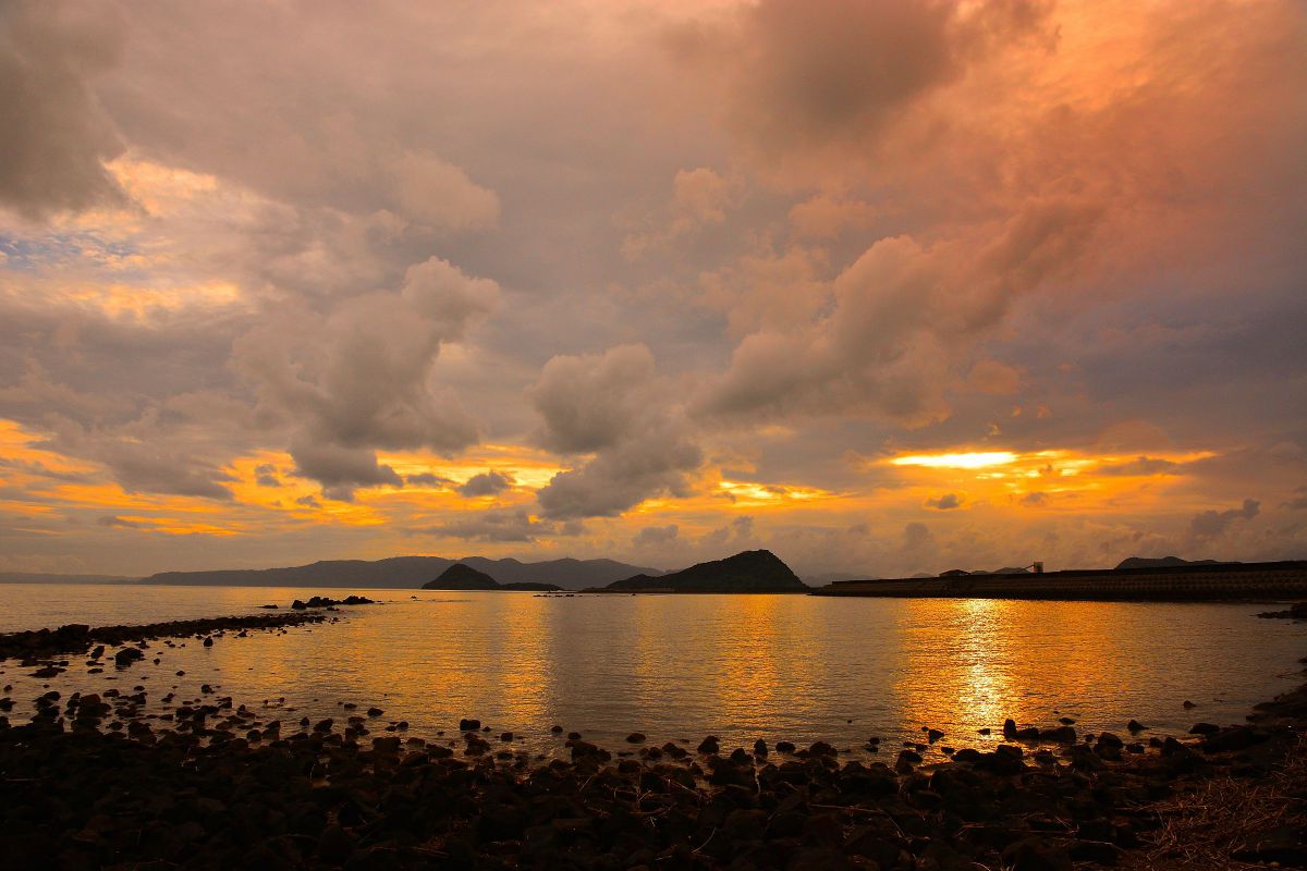 夕凪の海岸 | GANREF