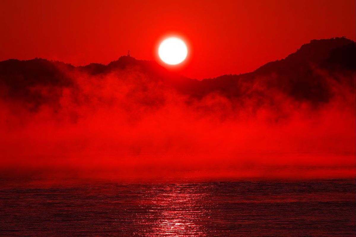 赤い海 自然 風景 海 Ganref