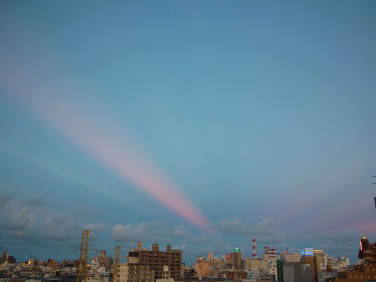 虹のかけら 自然 風景 空 雲 Ganref