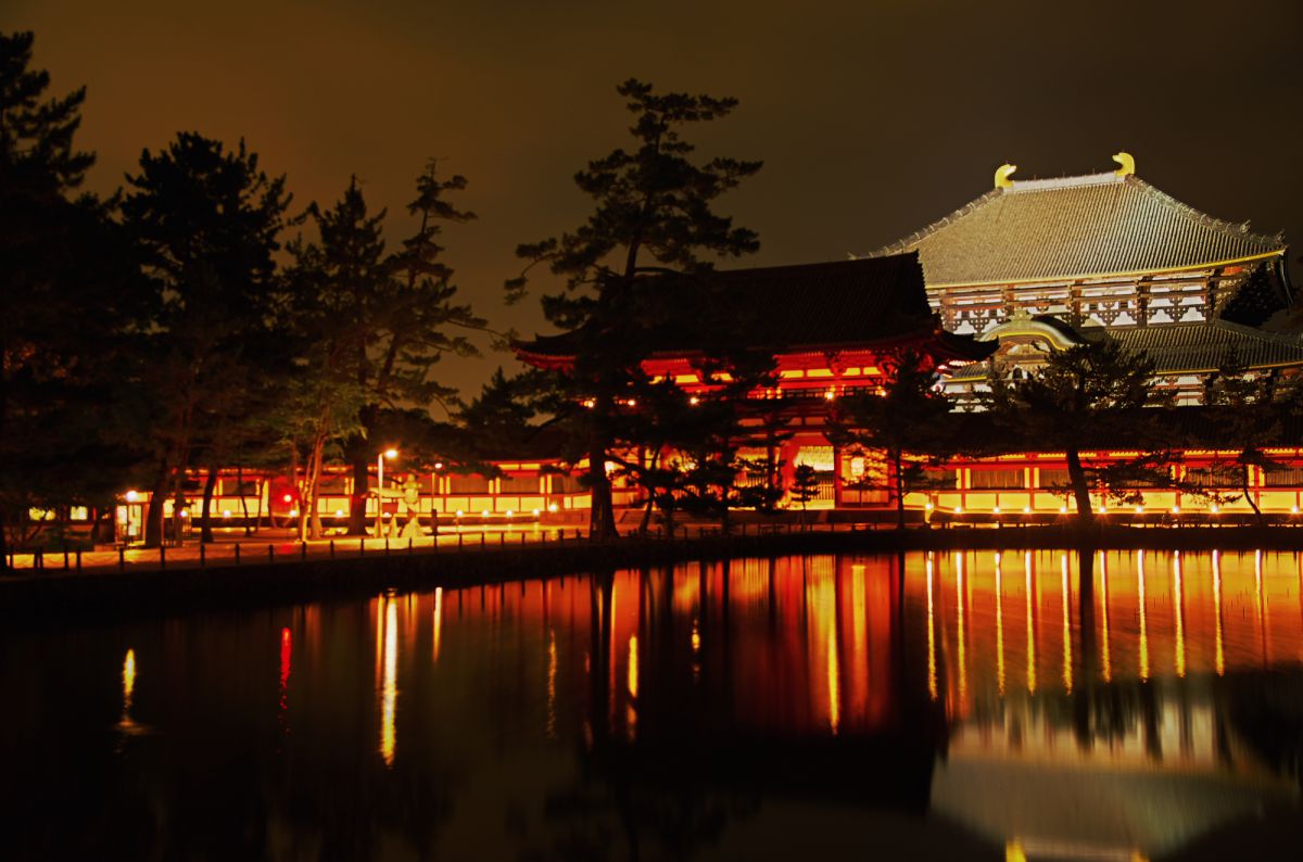 古都奈良 夏の夜 大仏殿 街並み 建物 夜景 Ganref