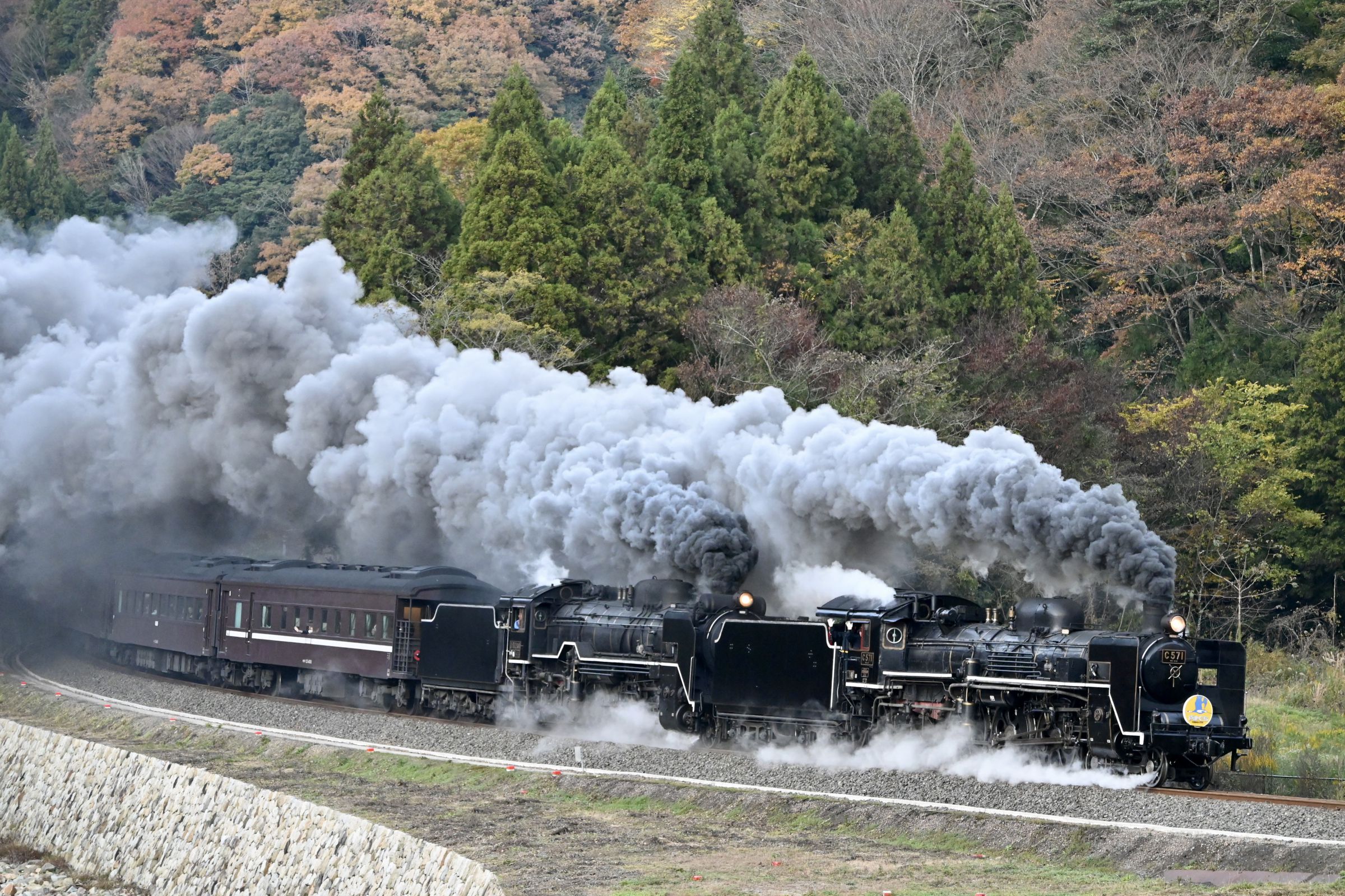 SLやまぐち号 重連運転 2019/11/24 | GANREF