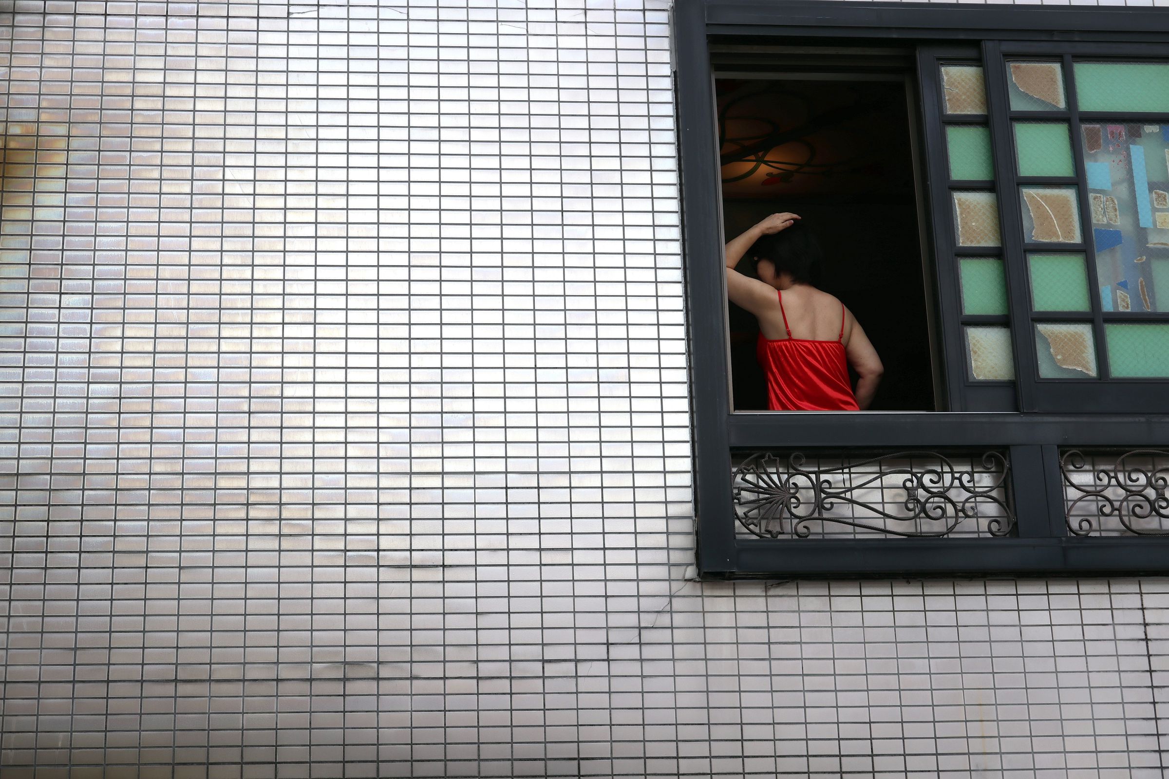 ラブホ パンツ姿 