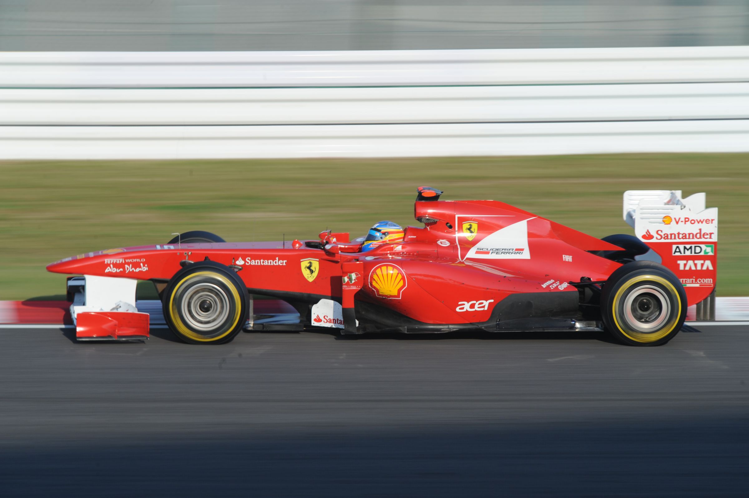 f1日本グランプリ　プログラム2011 特別な2011年をともに戦い抜いた、日本とF1との揺るぎない「絆