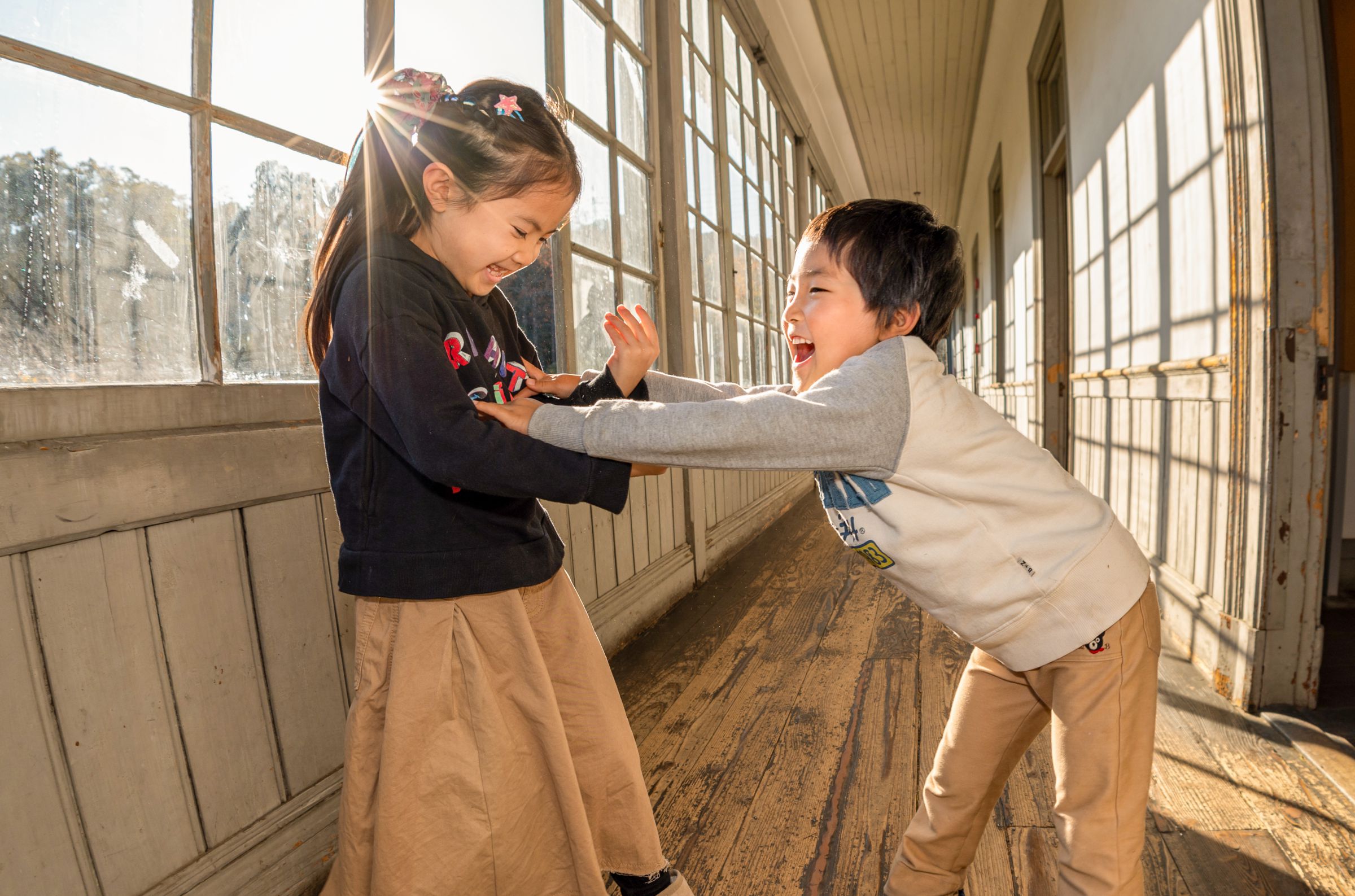 仲良し 姉 弟